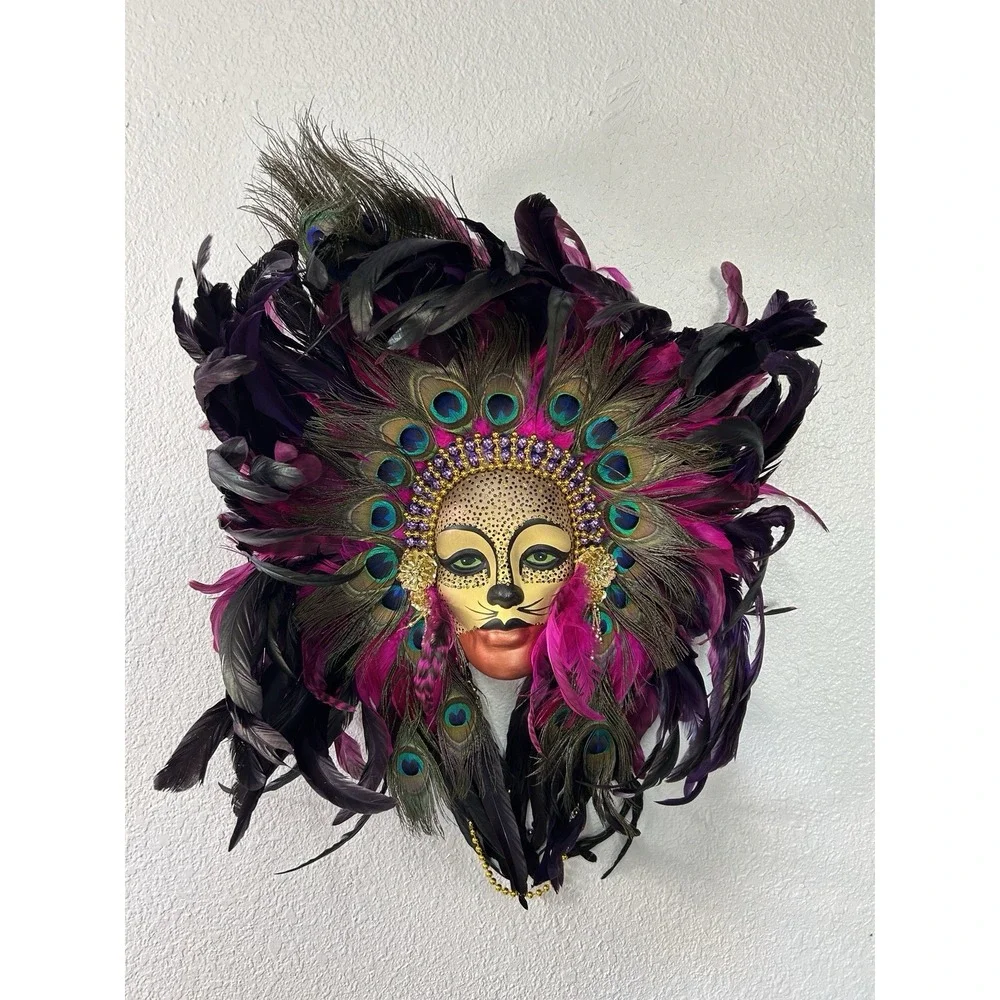 Mardi GrasMask Made Shop Pink, Black With‎ Peacock Feathers Beads Porcelain Face